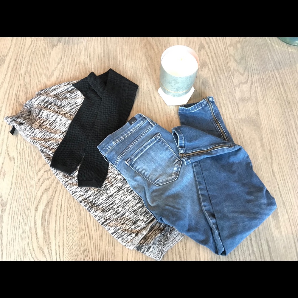 💕KanCan faded denim ankle jean with zipper detail